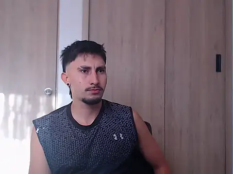 Snapshot of ChrisDamon chatting on 09-09-25, 12:37 ChrisDamon online show from 09-09-25, 12:37