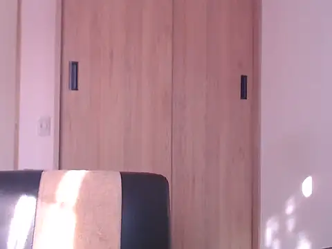 Snapshot of ChrisDamon chatting on 10-26-25, 01:28 ChrisDamon online show from 10-26-25, 01:28