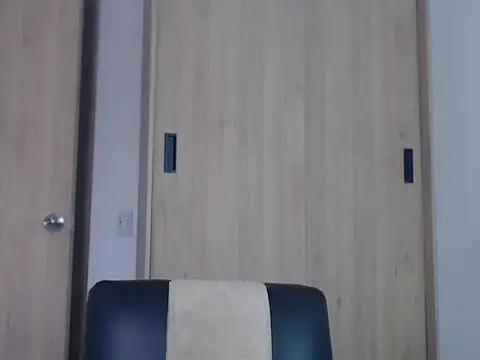 Snapshot of ChrisDamon chatting on 11-04-25, 12:04 ChrisDamon online show from 11-04-25, 12:04