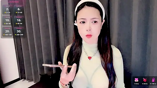 Snapshot of candy-yiyi chatting on 05-14-26, 01:56 candy-yiyi online show from 05-14-26, 01:56