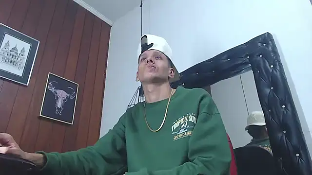 GaboReyes online show from 01-25-25, 03:51