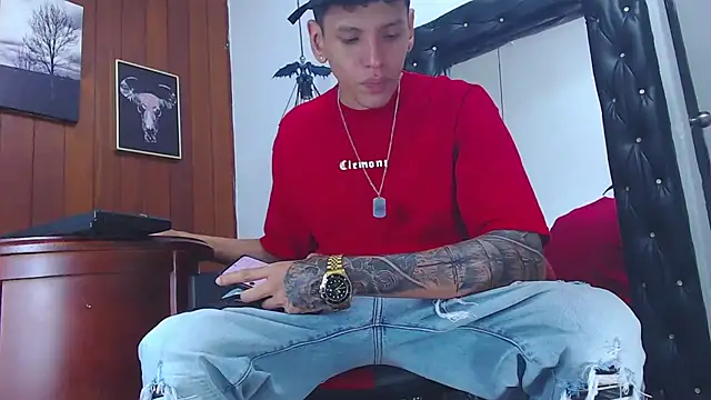 GaboReyes online show from 09-28-25, 04:29