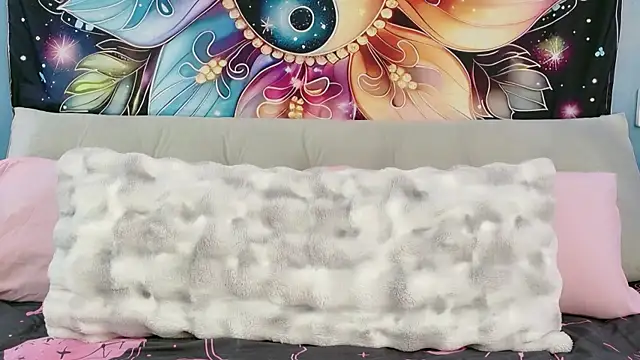 SaraBearXo online show from 02-28-26, 12:39