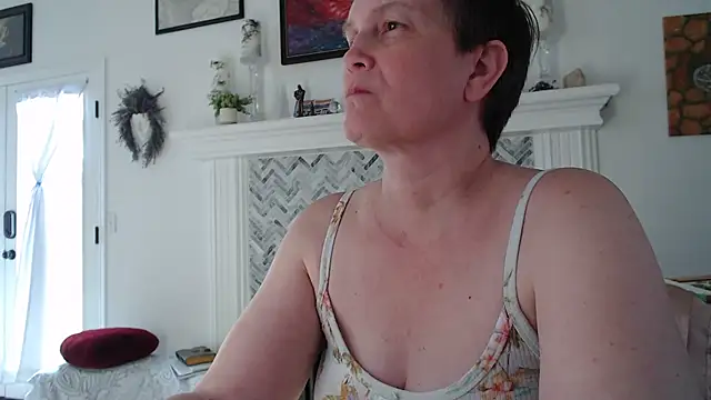 AuroraWillows online show from 03-06-26, 05:31