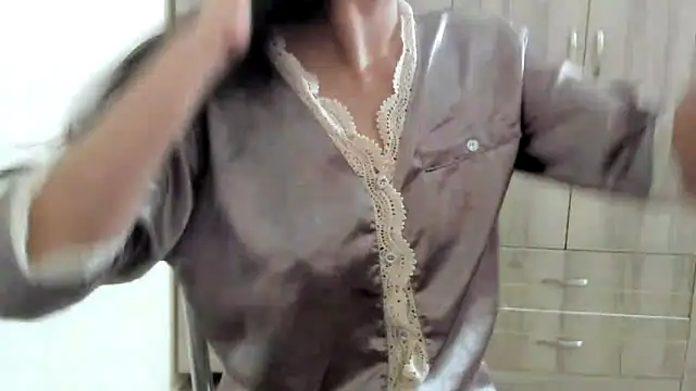 Beauty Asian Tina online show from 03-08-25, 09:29