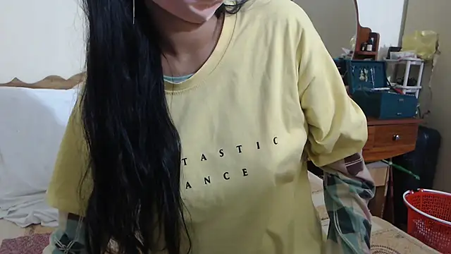 Beauty Asian Tina online show from 12-13-25, 08:47