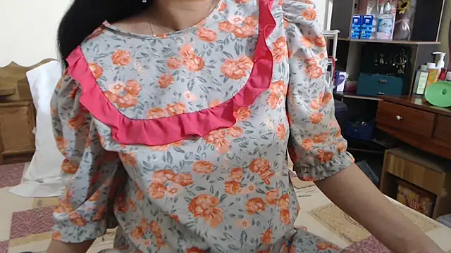 Snapshot of Beauty_Asian_Tina chatting on 02-02-26, 12:37 Beauty Asian Tina online show from 02-02-26, 12:37