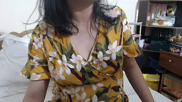 Snapshot of Beauty_Asian_Tina chatting on 02-27-26, 11:54 Beauty Asian Tina online show from 02-27-26, 11:54