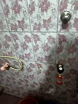 Snapshot of naughtyyboyfriend chatting on 12-17-25, 12:22 naughtyyboyfriend online show from 12-17-25, 12:22