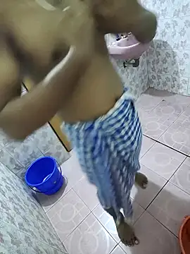 Snapshot of naughtyyboyfriend chatting on 12-19-25, 02:35 naughtyyboyfriend online show from 12-19-25, 02:35