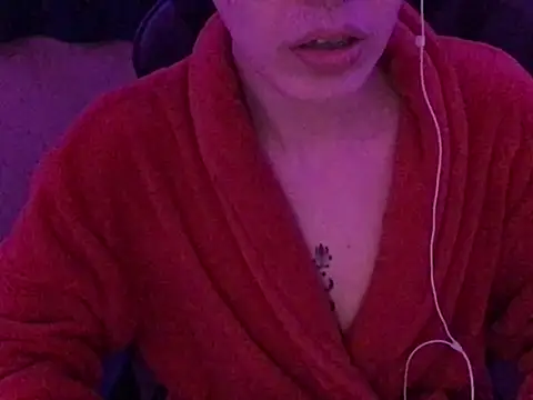 YumieCp online show from 03-10-25, 10:04