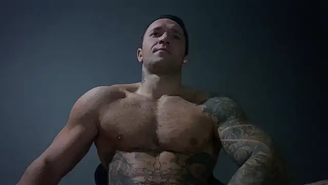 Snapshot of Mr_YourGod chatting on 12-20-24, 05:14 Mr YourGod online show from 12-20-24, 05:14