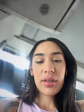 Snapshot of __IRIS__ chatting on 12-05-24, 03:50 IRIS online show from 12-05-24, 03:50