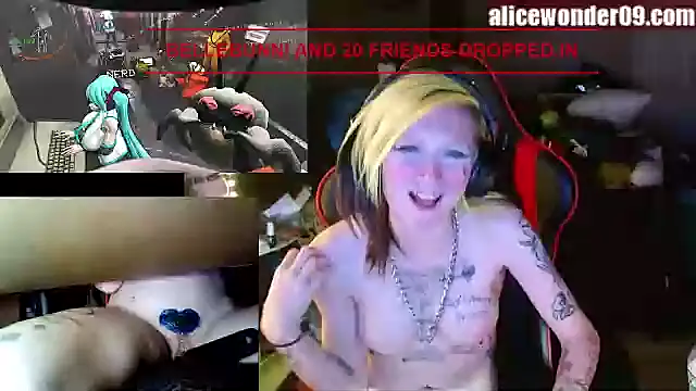 alicewonder09 online show from 01-01-25, 10:32