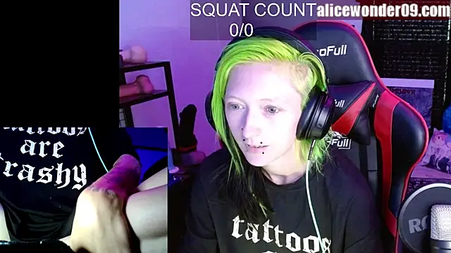 alicewonder09 online show from 10-22-25, 12:38