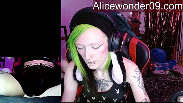 alicewonder09 online show from 02-08-26, 04:16