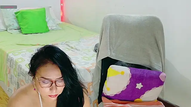 hottplay online show from 03-12-26, 03:51