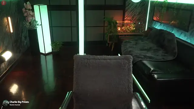 Snapshot of alessa_goreng chatting on 11-22-25, 07:18 alessa goreng online show from 11-22-25, 07:18