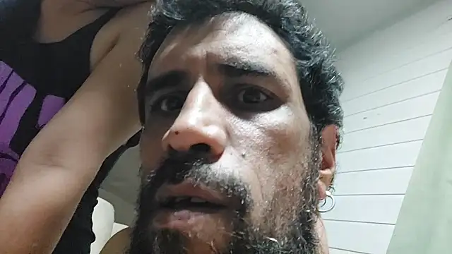 Hotcasados69 online show from 05-22-26, 04:30