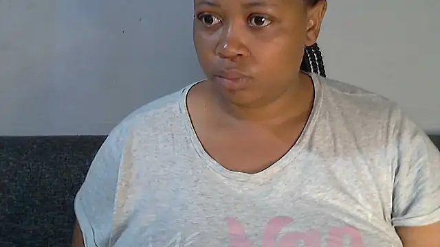 Snapshot of Sexy-queen99xx chatting on 10-29-25, 06:59 Sexy-queen99xx online show from 10-29-25, 06:59