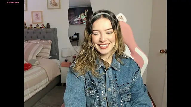 Snapshot of samysweet_8 chatting on 02-01-25, 01:30 samysweet 8 online show from 02-01-25, 01:30