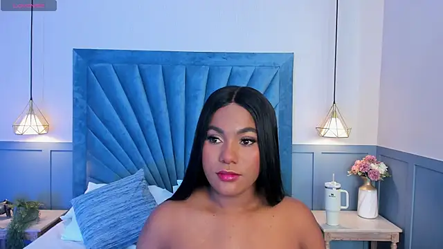 Snapshot of Sara_Boom chatting on 01-11-25, 01:59 Sara Boom online show from 01-11-25, 01:59