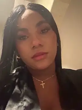 Snapshot of Sara_Boom chatting on 01-21-25, 07:26 Sara Boom online show from 01-21-25, 07:26