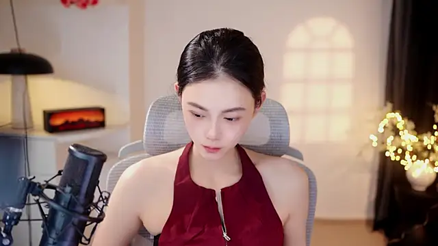 Snapshot of Ocean--Lili chatting on 06-30-26, 02:18 Ocean--Lili online show from 06-30-26, 02:18