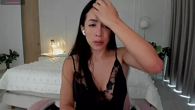 Snapshot of jessikapalmer chatting on 09-27-25, 12:54 jessikapalmer online show from 09-27-25, 12:54