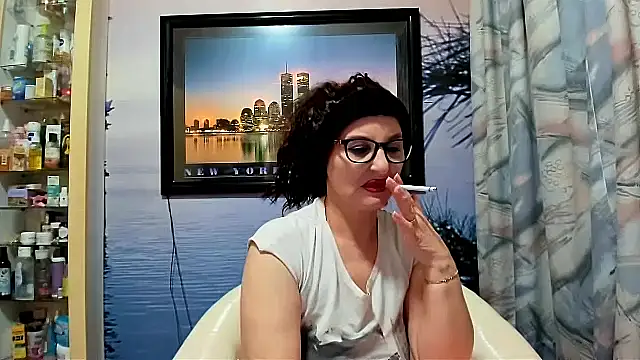 Snapshot of Mature4you44 chatting on 01-27-25, 08:40 Mature4you44 online show from 01-27-25, 08:40