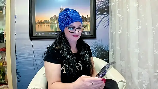 Snapshot of Mature4you44 chatting on 02-11-25, 08:48 Mature4you44 online show from 02-11-25, 08:48