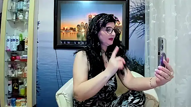 Snapshot of Mature4you44 chatting on 02-20-25, 09:00 Mature4you44 online show from 02-20-25, 09:00