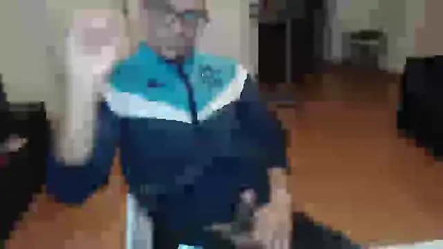 guachin hunk online show from 05-30-26, 04:20
