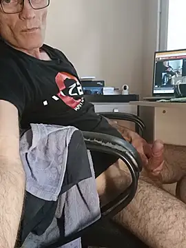 Snapshot of sergeysas chatting on 06-23-26, 08:12 sergeysas online show from 06-23-26, 08:12