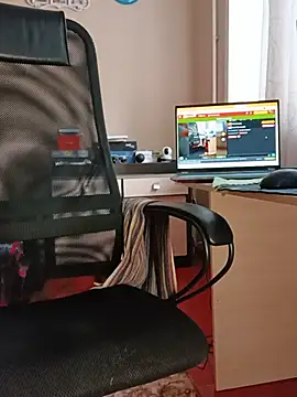 Snapshot of sergeysas chatting on 07-12-26, 02:57 sergeysas online show from 07-12-26, 02:57