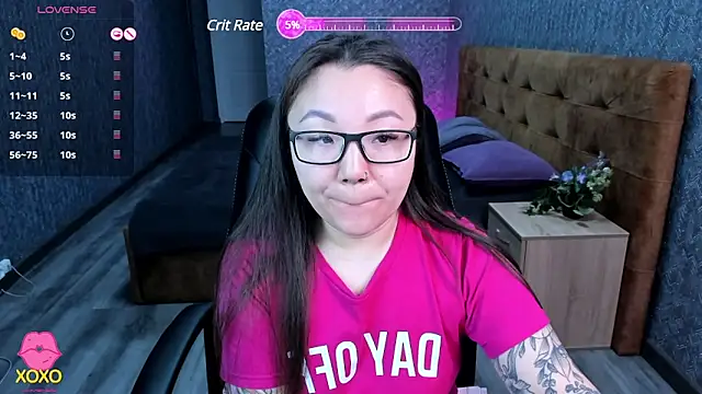 Snapshot of gentle_muse chatting on 02-19-25, 01:18 gentle muse online show from 02-19-25, 01:18