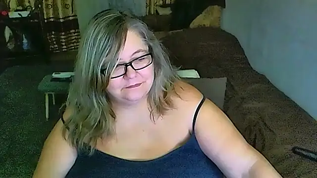 sex2 online show from 12-17-25, 08:42