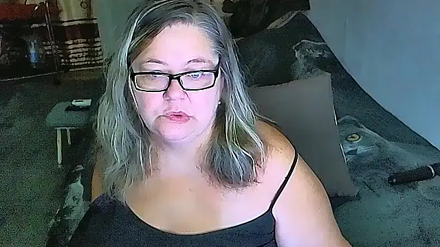 Snapshot of sex2 chatting on 01-16-26, 01:20 sex2 online show from 01-16-26, 01:20