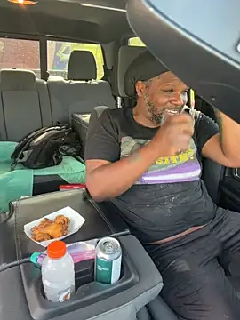 HaloRodeoLover2 online show from 04-04-26, 08:50