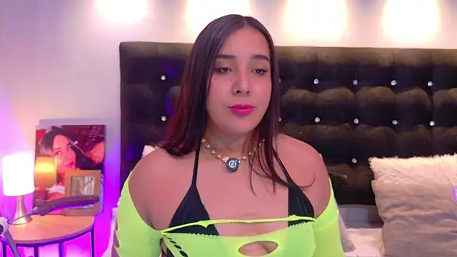 ValenScott1 online show from 11-26-25, 12:50