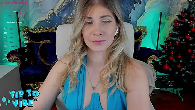 Snapshot of CassandraGood chatting on 01-05-25, 12:42 CassandraGood online show from 01-05-25, 12:42