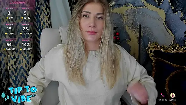 Snapshot of CassandraGood chatting on 01-17-25, 11:51 CassandraGood online show from 01-17-25, 11:51