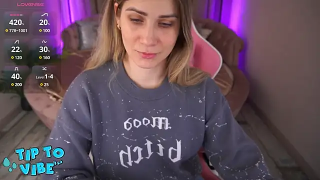 Snapshot of CassandraGood chatting on 03-08-25, 09:08 CassandraGood online show from 03-08-25, 09:08