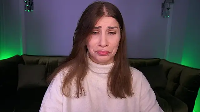 Snapshot of CassandraGood chatting on 11-28-25, 07:22 CassandraGood online show from 11-28-25, 07:22