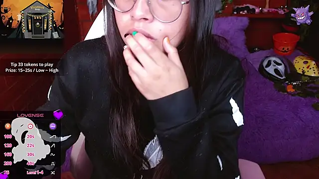 MidoriQuiinn online show from 10-12-25, 02:05