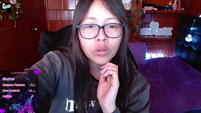 MidoriQuiinn online show from 03-12-26, 02:23