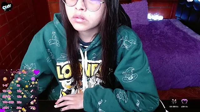 MidoriQuiinn online show from 05-13-26, 04:26