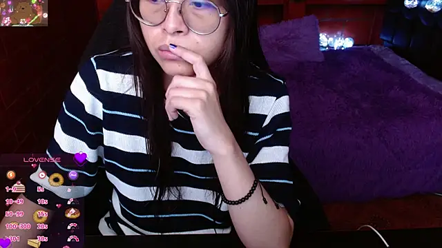 MidoriQuiinn online show from 05-27-26, 04:15