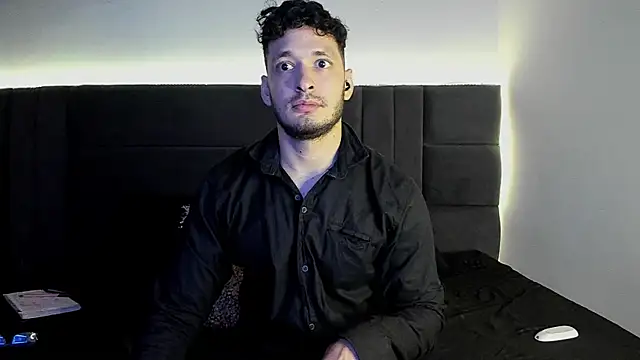 alejandro  2 online show from 09-19-25, 03:56