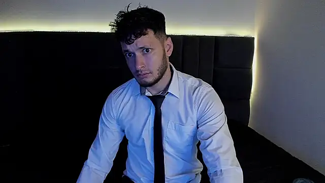 alejandro  2 online show from 09-24-25, 04:10